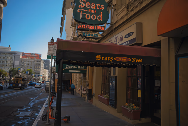 A photograph from San Francisco.