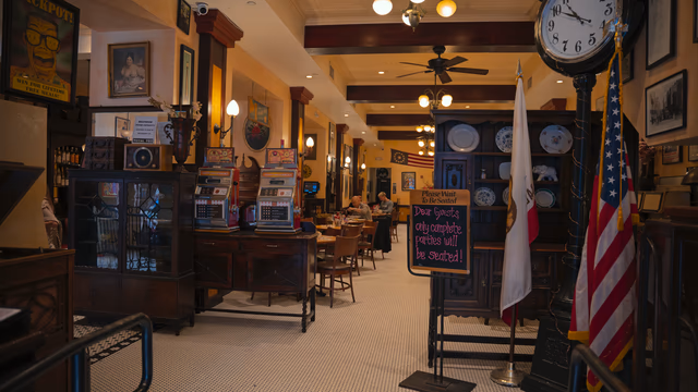 A photograph from San Francisco.