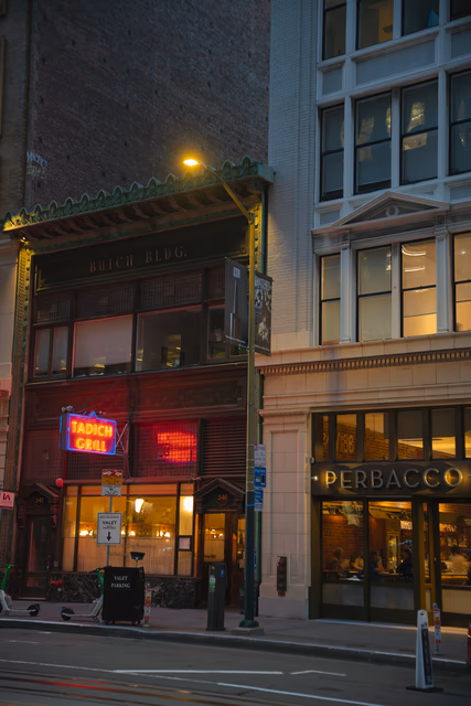 A photograph from San Francisco.